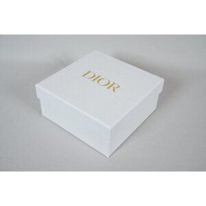 New Authentic DIOR White 8.5x8.5 Square Empty Holiday Birthday Treasure Box